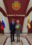 Глава Чувашии Михаил Игнатьев вручил государственные награды Глава Чувашии Михаил Игнатьев вручил государственные награды