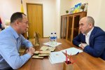 Безнадзорные собаки, сушилка с природным воздухом и дорога в Кугесях – Сергей Артамонов провёл прием граждан Безнадзорные собаки, сушилка с природным воздухом и дорога в Кугесях – Сергей Артамонов провёл прием граждан